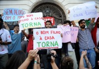 Manifestantes afirmam que a reintegração da Câmara ocorreu momento da ocupação. (Foto: Tânia Rêgo/ABr)