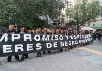 mujeres de negro Uruguay