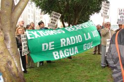 Manifestacin por radio La Voz Fuente: www.servindi.org