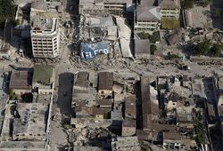 Centro de Puerto Prncipe. Luego del terremoto. Fuente: (www.wikipedia.org)